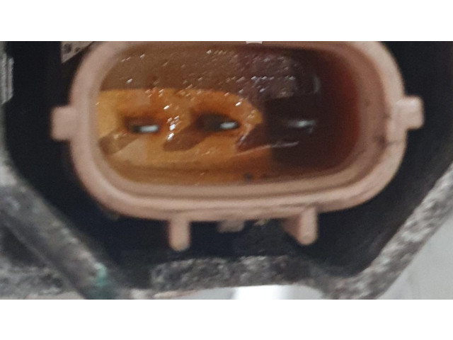 Генератор    Subaru Forester SF      