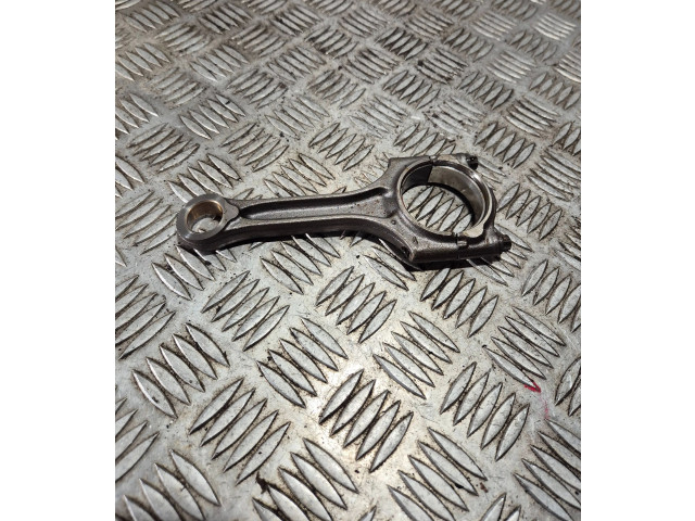 Шатун  B4204T52, 31401957    Volvo XC60  