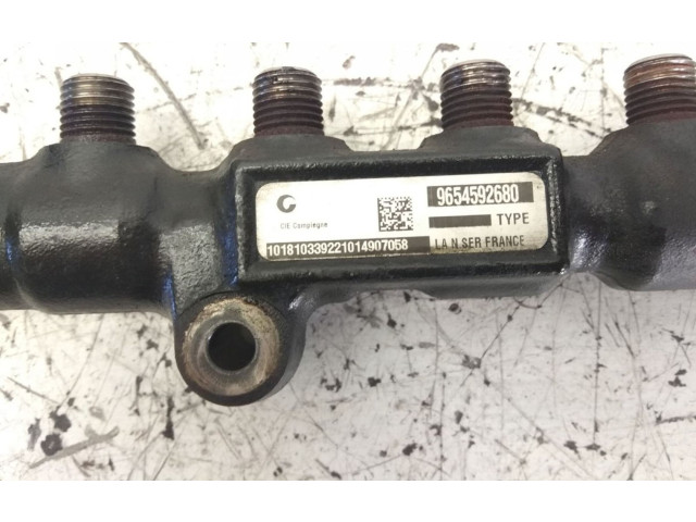 Vstřikovací lišta 1570G2, 9654592680 Citroen Berlingo 9HX (DV6ATED4)