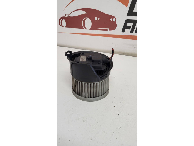 Вентилятор печки       Citroen C5  2005 - 2008 года   