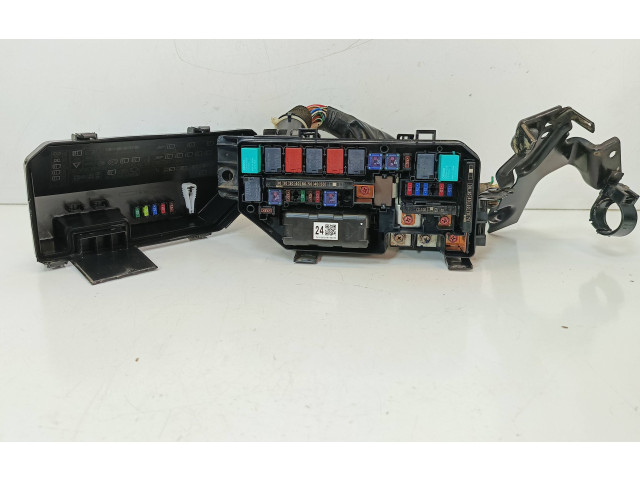 Блок предохранителей 310070148 Honda Accord