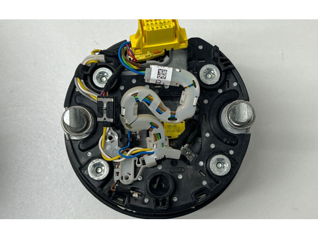 Руль Audi A3 8Y  2020 -  года 82A419091AH, 8Y0880201F      