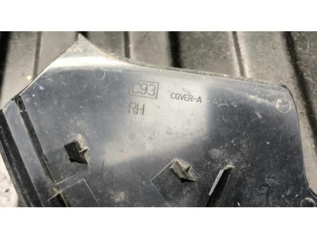 Отделка (ленточка) заднего фонаря