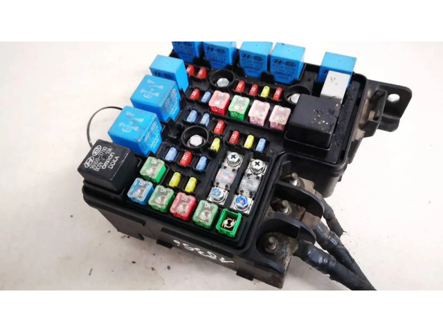 Блок предохранителей     KIA Ceed    
