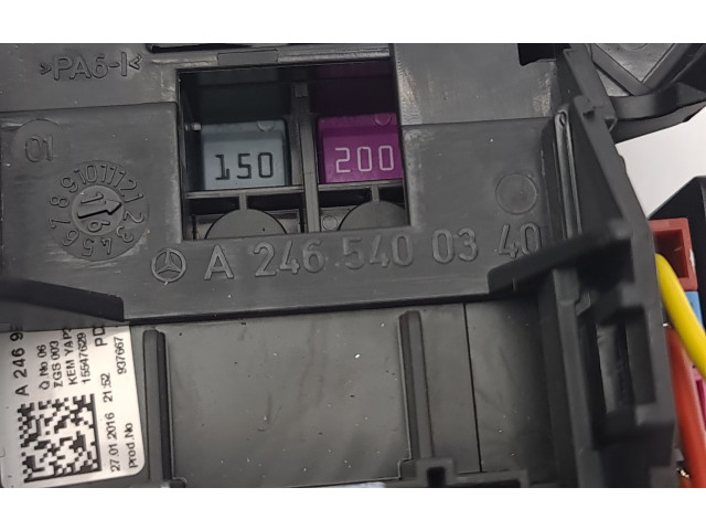 Блок предохранителей A2465400340 Infiniti Q30