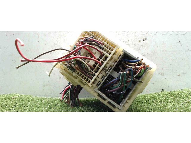 Блок предохранителей 71341560   Jeep Cherokee    