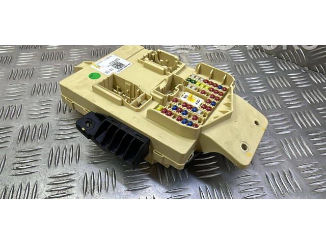 Блок предохранителей 91950D4141, 91950-D4141   KIA Ceed    