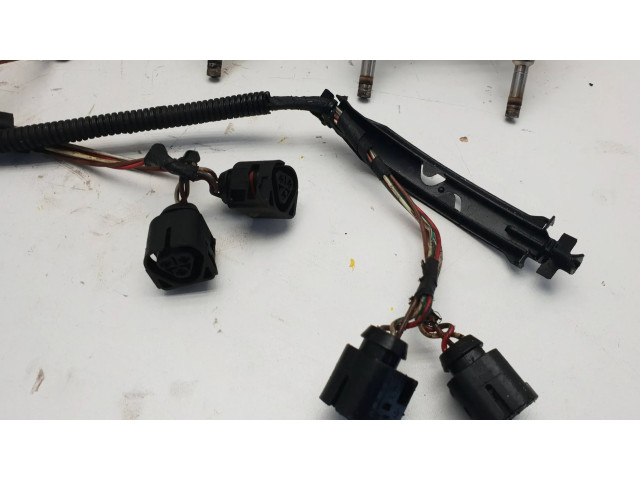 Vstřikovač 7591623, 30704   BMW 1 F20 F21  pro benzínový motor 1.6 N13B16A N13