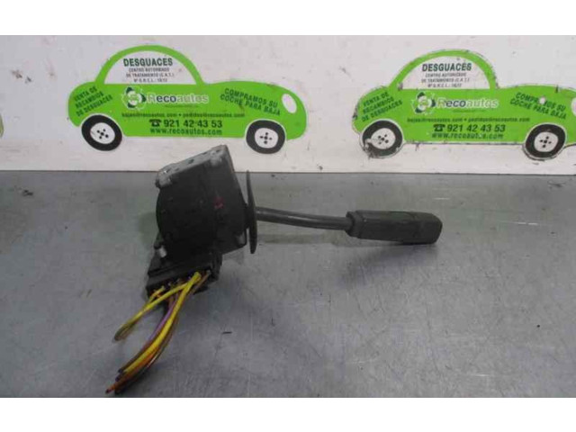 Ручка стеклоочистителей    Renault Trafic I