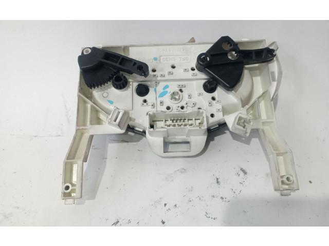 Блок комфорта 275100120R   Renault Trafic II (X83)   