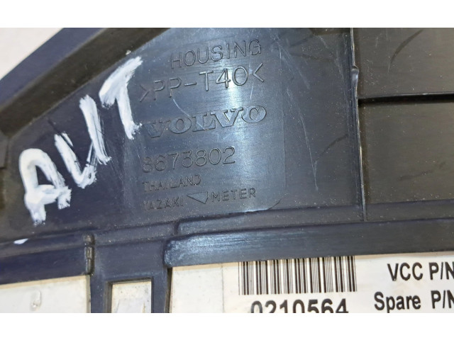 Панель приборов 30746112, 8673802   Volvo V70       