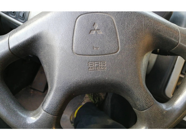 Подушка безопасности водителя MR792326 Mitsubishi Montero