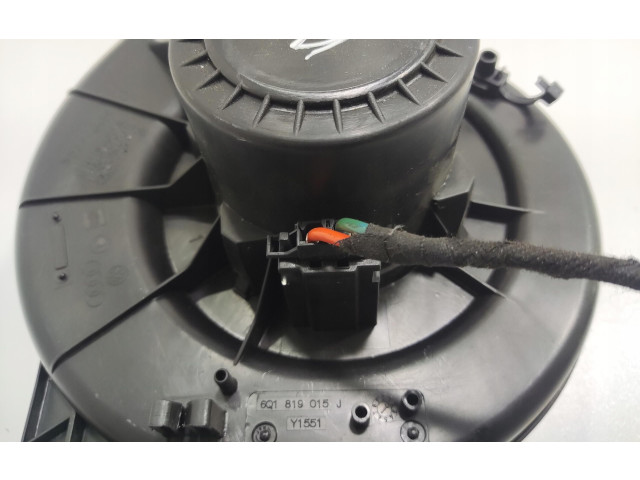 Вентилятор печки 6Q1819015J Audi A1