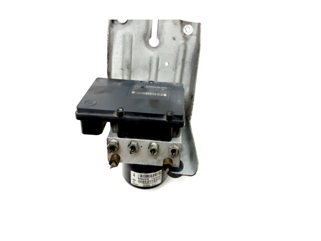 Блок АБС 30793447, 30793446 Volvo XC90 2003-2006 года