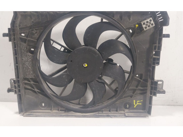 Вентилятор радиатора 214818009R Dacia Sandero