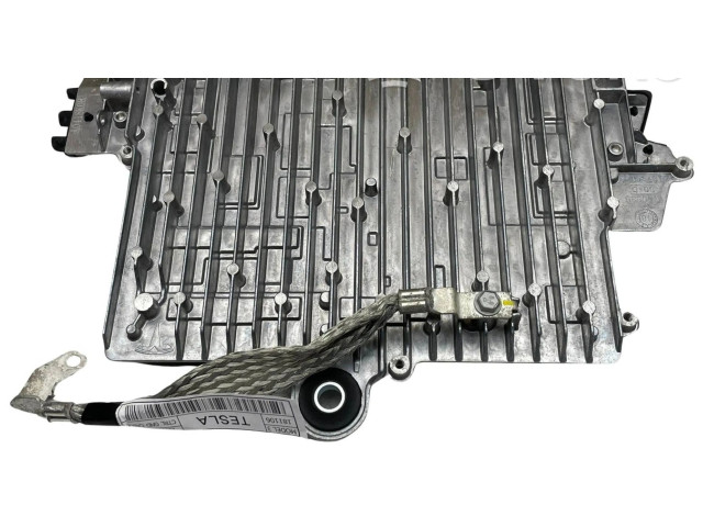 Блок управления 111818272H, 111818000C Tesla Model 3