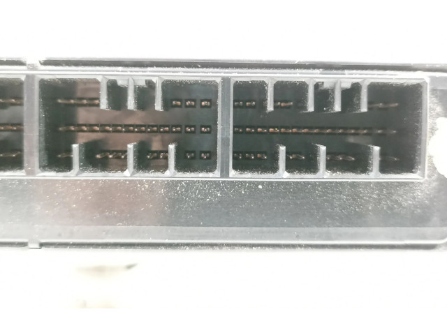 Řídící jednotka 3392165D7 Suzuki Grand Vitara I 2000