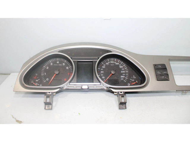 Přístrojová deska  Audi Q7 4L  5550007301  