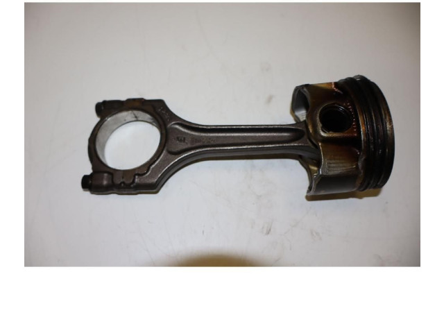 Поршень с шатуном 55273835 Alfa Romeo Stelvio