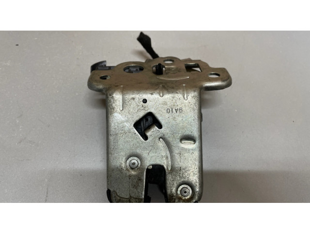 Zámek zadních dveří 8K9827595A   Audi A5 8T 8F 2014