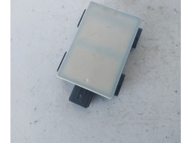 Датчик слепых зон 31476725 Volvo XC90