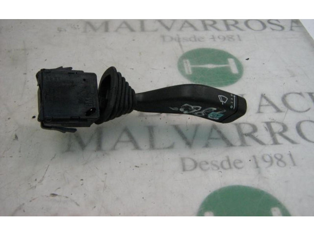 Ручка стеклоочистителей Opel Meriva A