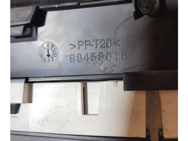 Přístrojová deska Toyota Corolla E110 2002 88458018