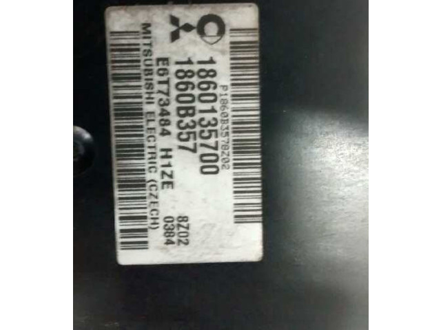 Блок управления двигателя 1860135700, 18601357 Mitsubishi Colt