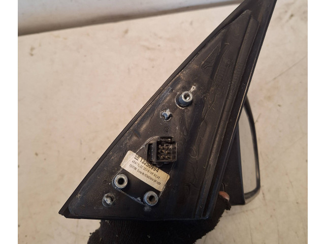 Зеркало электрическое Opel Meriva A 2003 - 2010 года