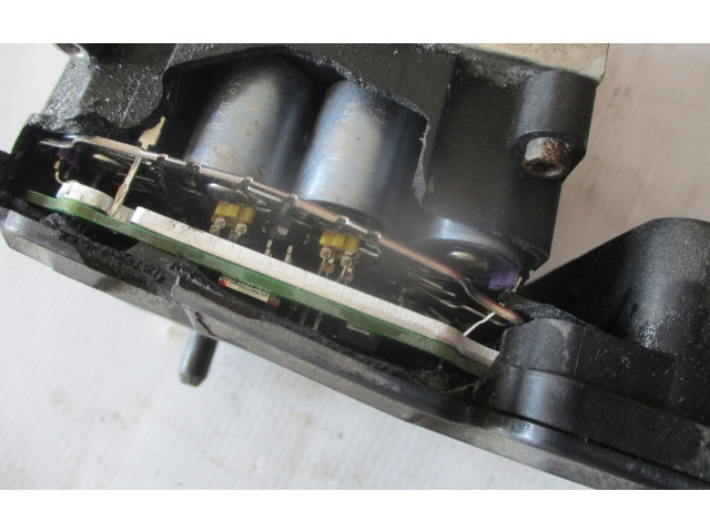 Блок АБС 1K0907379BK Skoda Octavia Mk2 (1Z) 2004 - 2013 года