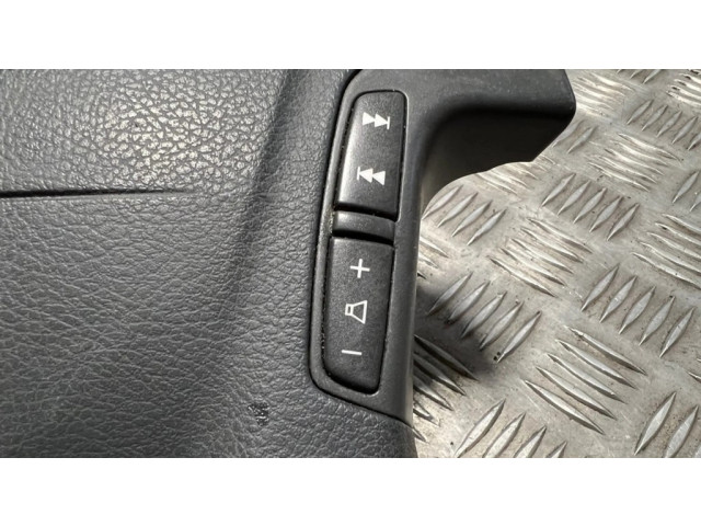 Подушка безопасности водителя 586000490233   Volvo V70