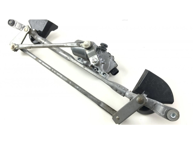 Моторчик дворников 8250A609 Mitsubishi Outlander