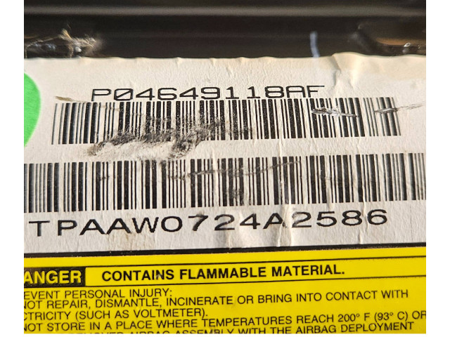 Подушка безопасности пассажира P04649118AF   Chrysler 300 - 300C