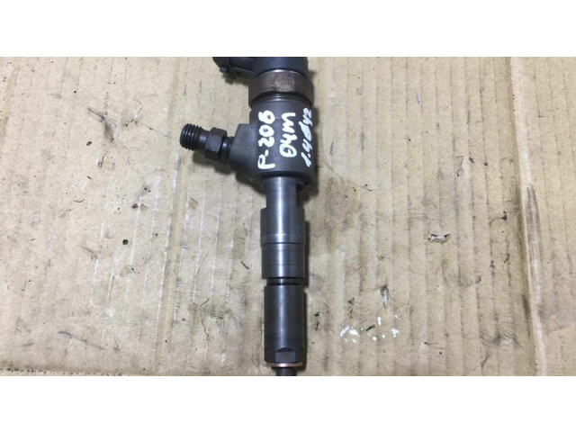 Форсунка 0445110252, 565889 Peugeot 206 CC для дизельного двигателя DV4TD 1.4
