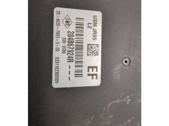 Блок предохранителей 284B67924R, 0331162300509   Renault Clio IV    