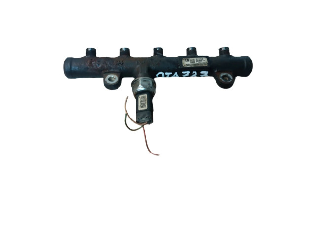 Топливная рампа 9681549580   Peugeot Expert  