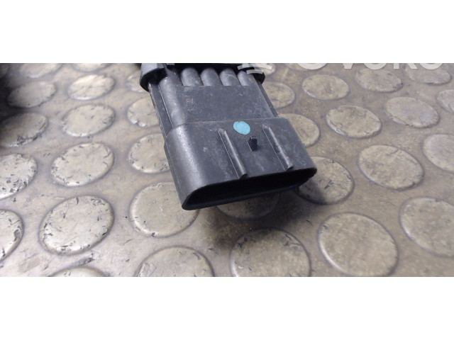 Моторчик дворников 93390344, 06270045    Opel Meriva A