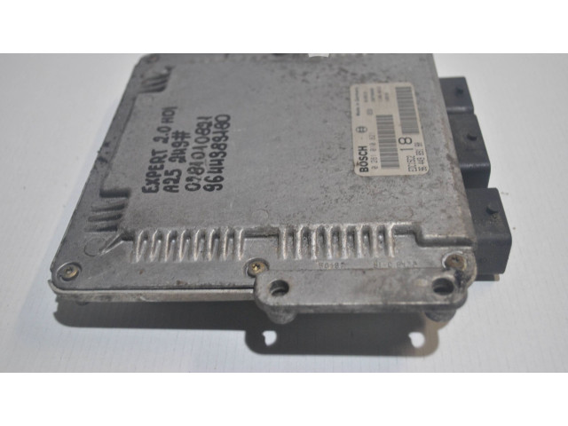 Блок управления двигателем Блок управления 0281010821, 9644989180   Peugeot Expert