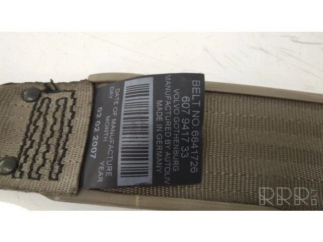 Задний ремень безопасности