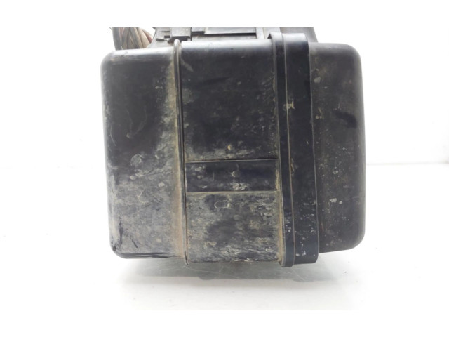 Pojistková skříňka 8267120311 Toyota Carina T190