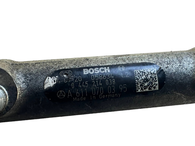Vstřikovací lišta A6110700395, 0445214038 Mercedes-Benz C W203 pro naftový motor 2.2