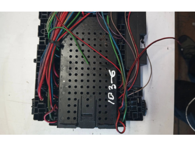 Блок предохранителей 08695035   Volvo XC90    