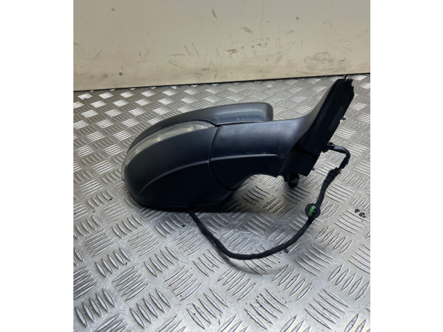 Зеркало электрическое Volkswagen Jetta VI 2011 - 2018 года