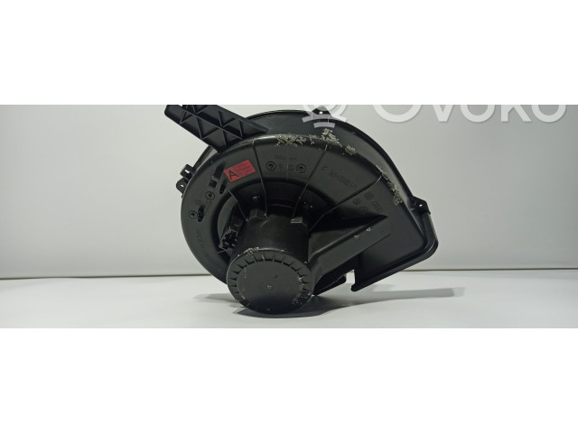 Вентилятор печки    6R1819015A   Skoda Fabia Mk3 (NJ)