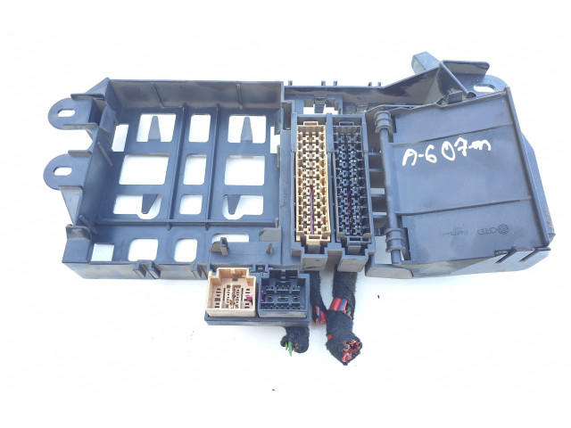 Pojistková skříňka 4F0971845 Audi A6 S6 C6 4F 2007