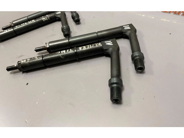 Vstřikovač 2513Z484391 Nissan Almera Tino