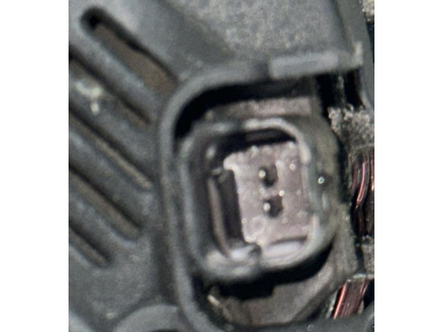 Генератор    Renault Clio III