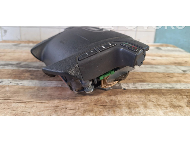 Подушка безопасности водителя 8626843, B0501A3480536   Volvo V70