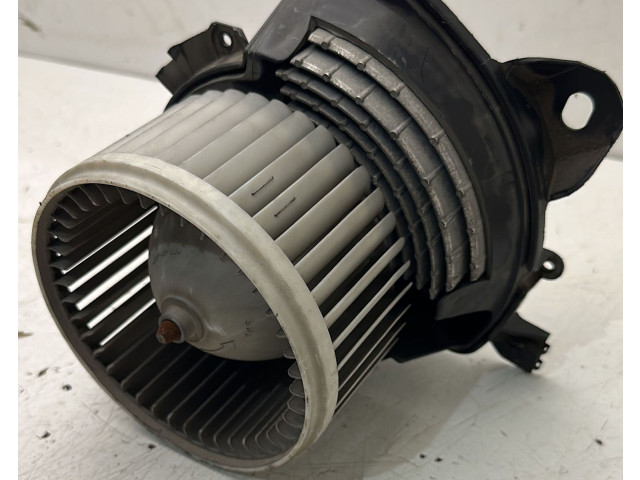 Вентилятор печки       Fiat Grande Punto