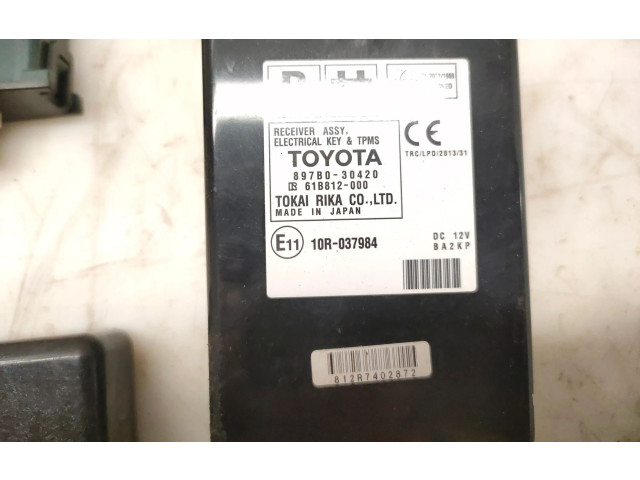 Řídící jednotka 8999030440, 8978433030 Lexus GS 250 350 300H 450H 2015